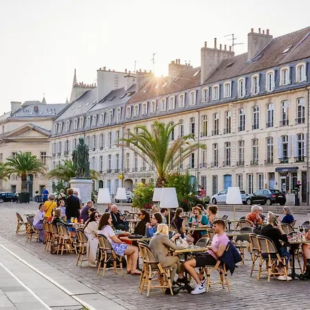 F3 Central, Bright And Quiet In *