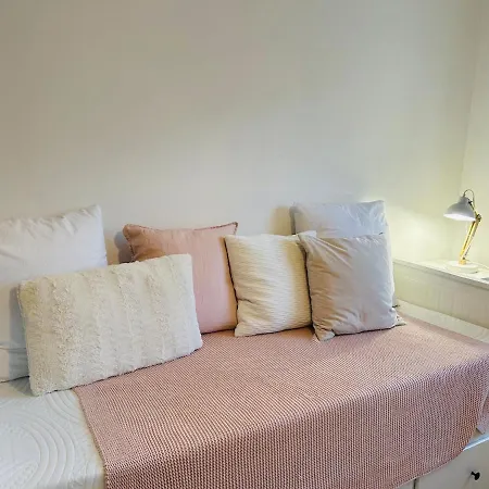 Lejlighed F3 Central, Bright And Quiet In